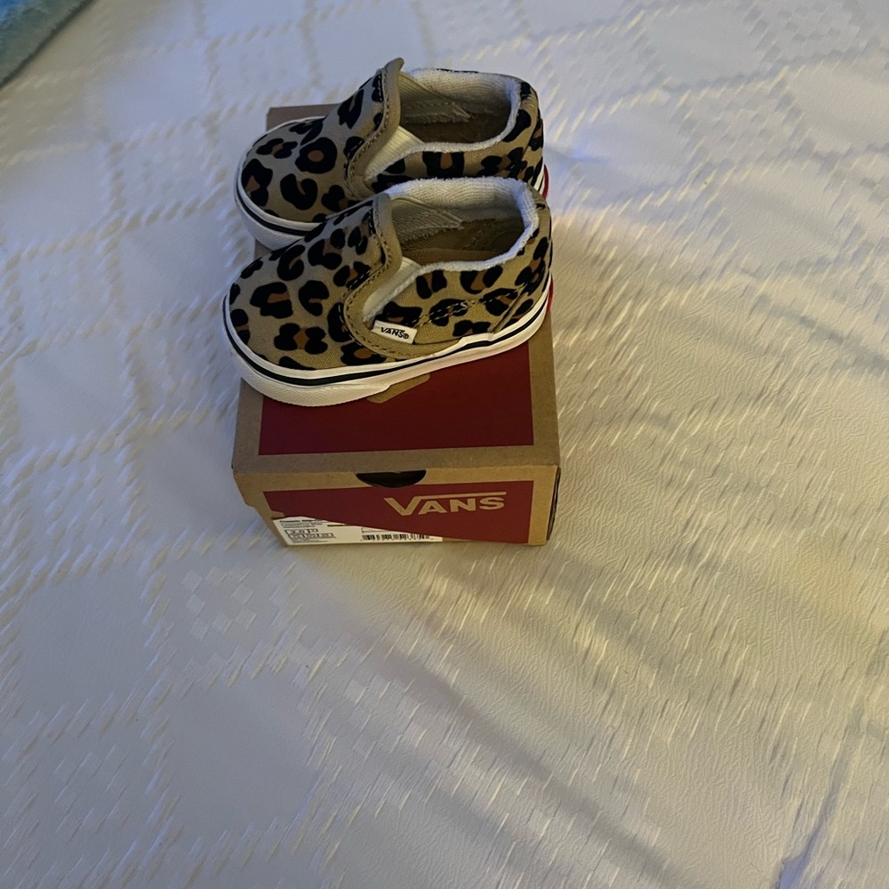Baby classic slip on sneaker